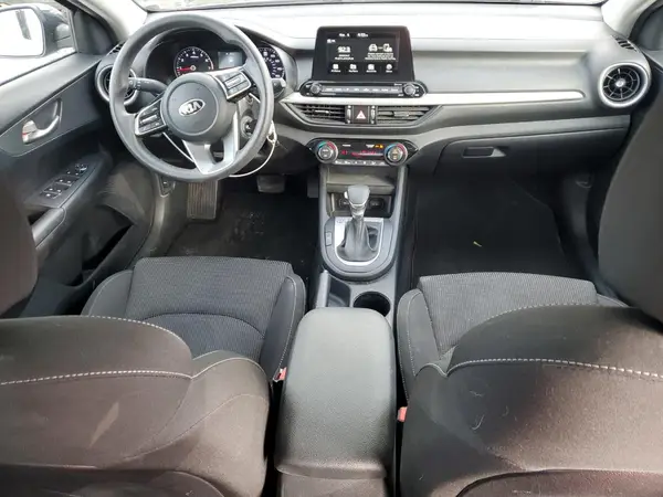 3KPF24AD9KE131256 2019 KIA FORTE - Image 8