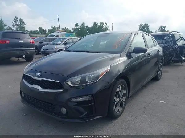 3KPF24AD9KE133315 2019 KIA FORTE - Image 2