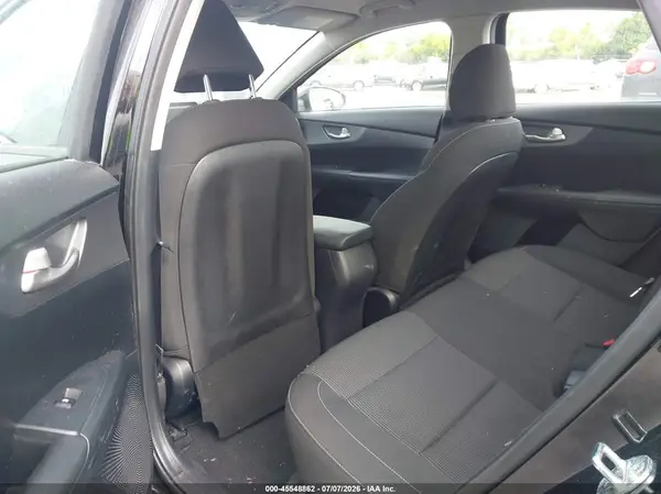 3KPF24AD9KE133315 2019 KIA FORTE - Image 8
