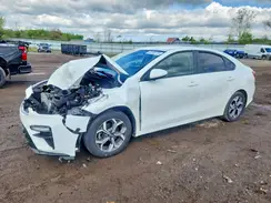 3KPF24AD9KE135565 2019 KIA FORTE