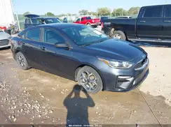 3KPF24AD9KE136568 2019 KIA FORTE