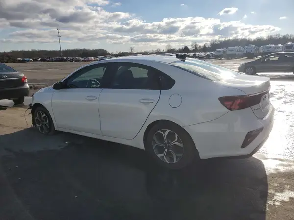 3KPF24AD9LE144753 2020 KIA FORTE - Image 2