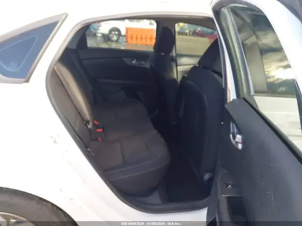 3KPF24AD9LE147572 2020 KIA FORTE - Image 8