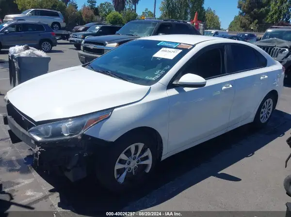 3KPF24AD9LE158295 2020 KIA FORTE - Image 2