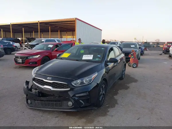 3KPF24AD9LE164839 2020 KIA FORTE - Image 2