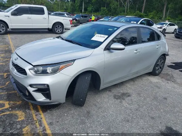 3KPF24AD9LE171547 2020 KIA FORTE - Image 2