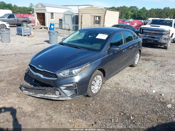 3KPF24AD9LE173704 2020 KIA FORTE - Image 2