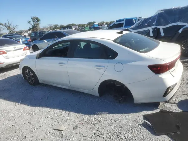 3KPF24AD9LE174836 2020 KIA FORTE - Image 2
