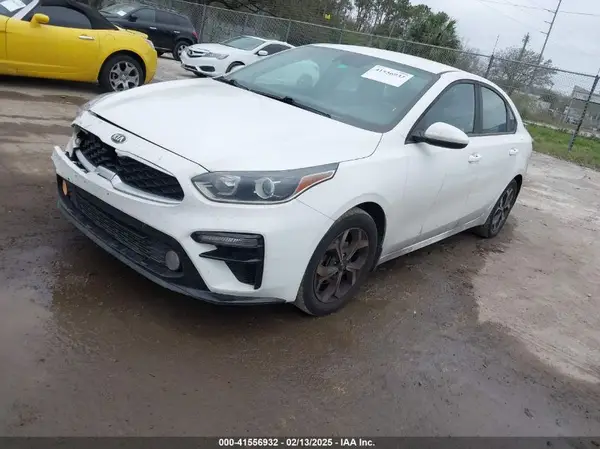 3KPF24AD9LE182905 2020 KIA FORTE - Image 2