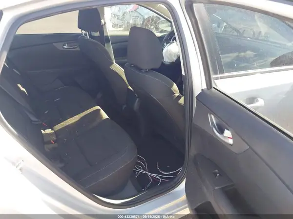 3KPF24AD9LE184010 2020 KIA FORTE - Image 8