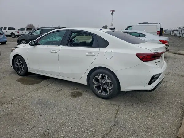 3KPF24AD9LE184718 2020 KIA FORTE - Image 2