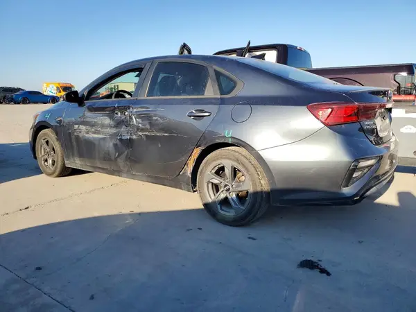3KPF24AD9LE184895 2020 KIA FORTE - Image 2