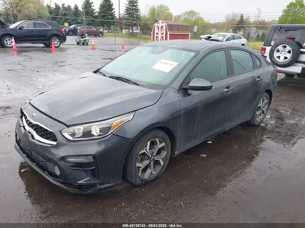 3KPF24AD9LE187814 2020 KIA FORTE - Image 2