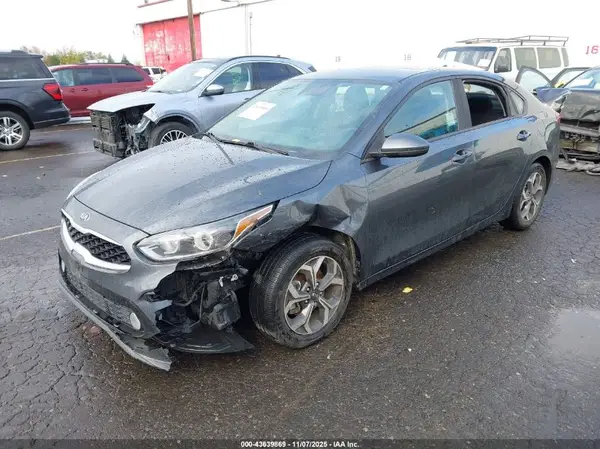 3KPF24AD9LE190647 2020 KIA FORTE - Image 2