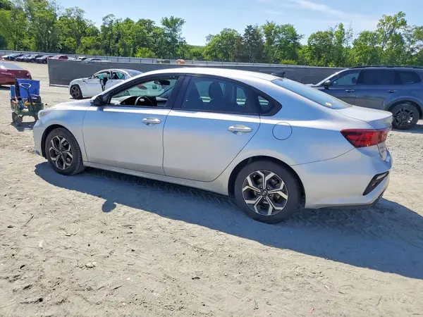 3KPF24AD9LE190664 2020 KIA FORTE - Image 2