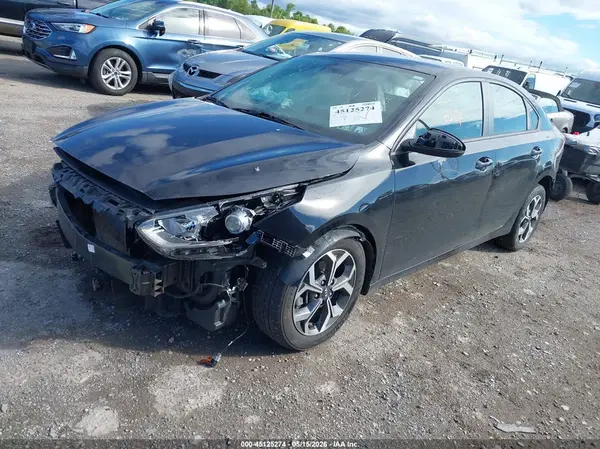 3KPF24AD9LE195637 2020 KIA FORTE - Image 2