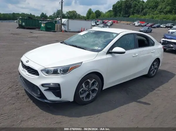3KPF24AD9LE195881 2020 KIA FORTE - Image 2