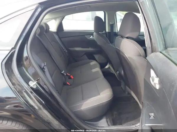 3KPF24AD9LE205745 2020 KIA FORTE - Image 8