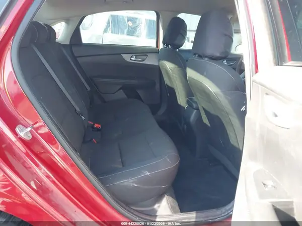 3KPF24AD9LE207429 2020 KIA FORTE - Image 8