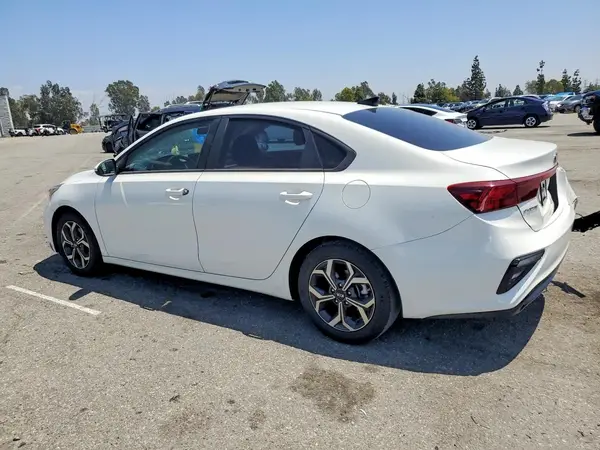 3KPF24AD9LE207544 2020 KIA FORTE - Image 2