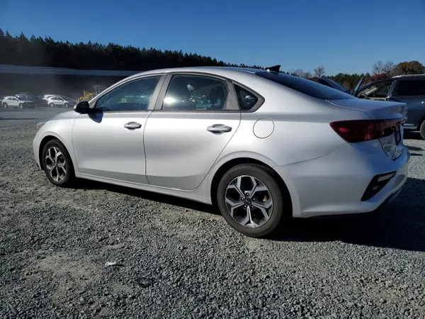 3KPF24AD9LE213134 2020 KIA FORTE - Image 2
