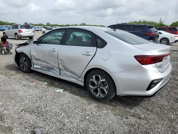 3KPF24AD9LE213859 2020 KIA FORTE - Image 2