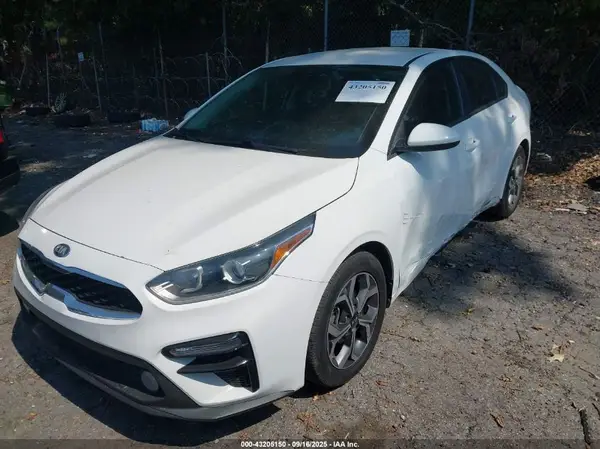 3KPF24AD9LE214347 2020 KIA FORTE - Image 2