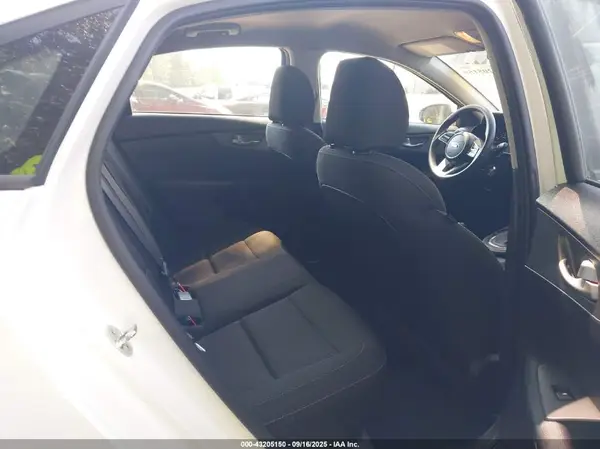 3KPF24AD9LE214347 2020 KIA FORTE - Image 8