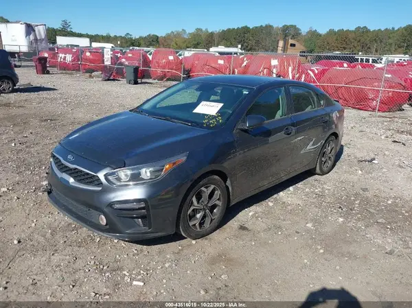 3KPF24AD9LE219533 2020 KIA FORTE - Image 2