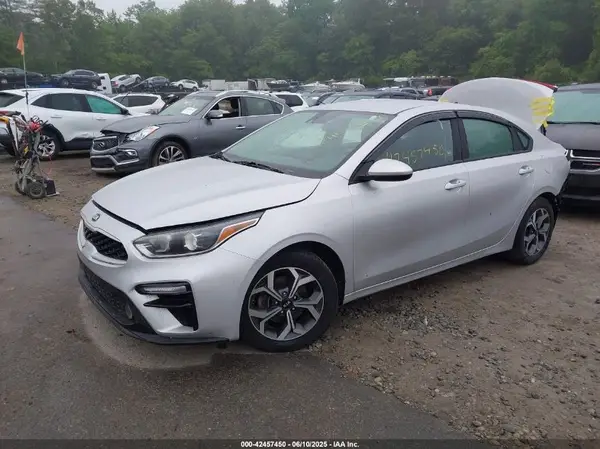 3KPF24AD9LE222559 2020 KIA FORTE - Image 2