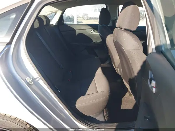 3KPF24AD9LE223016 2020 KIA FORTE - Image 8