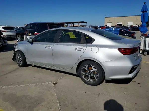 3KPF24AD9LE230029 2020 KIA FORTE - Image 2