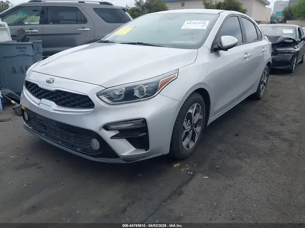 3KPF24AD9LE230032 2020 KIA FORTE - Image 2