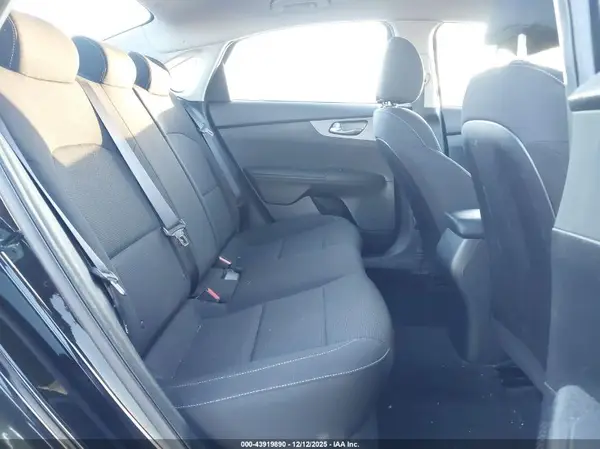 3KPF24AD9LE231004 2020 KIA FORTE - Image 8