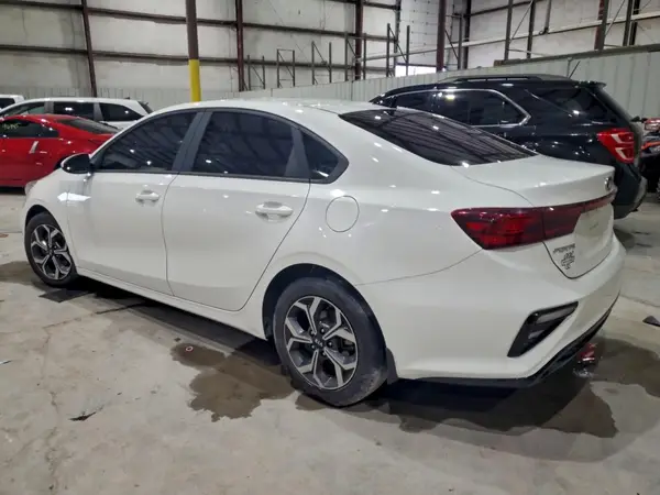 3KPF24AD9LE233559 2020 KIA FORTE - Image 2