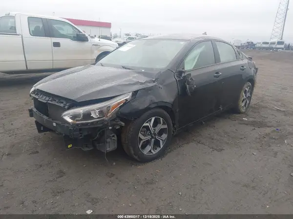 3KPF24AD9LE235473 2020 KIA FORTE - Image 2