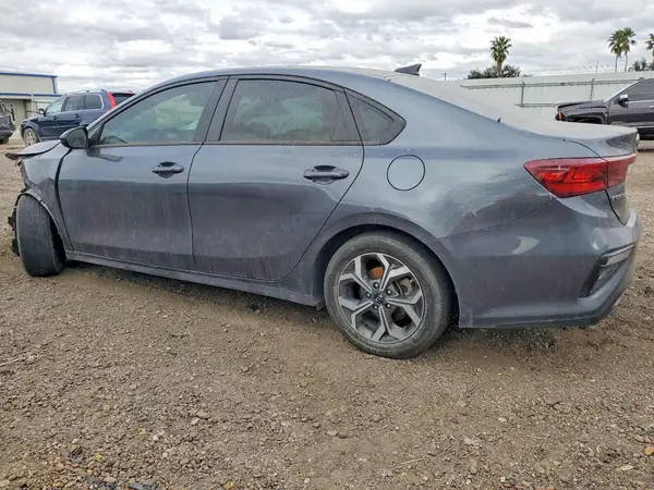3KPF24AD9LE239278 2020 KIA FORTE - Image 2
