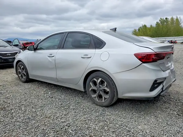 3KPF24AD9LE240317 2020 KIA FORTE - Image 2