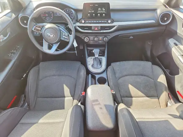 3KPF24AD9LE240902 2020 KIA FORTE - Image 8