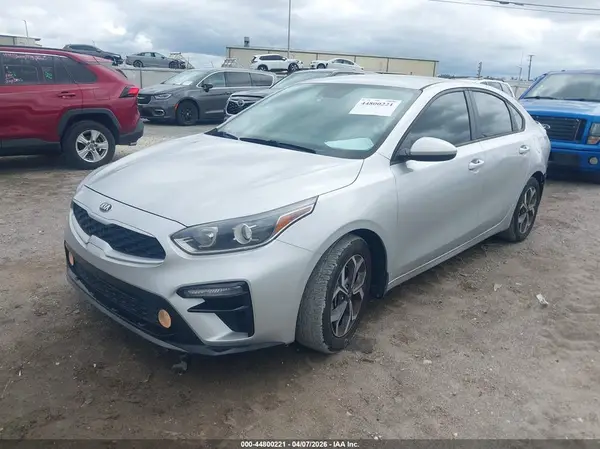 3KPF24AD9LE241600 2020 KIA FORTE - Image 2