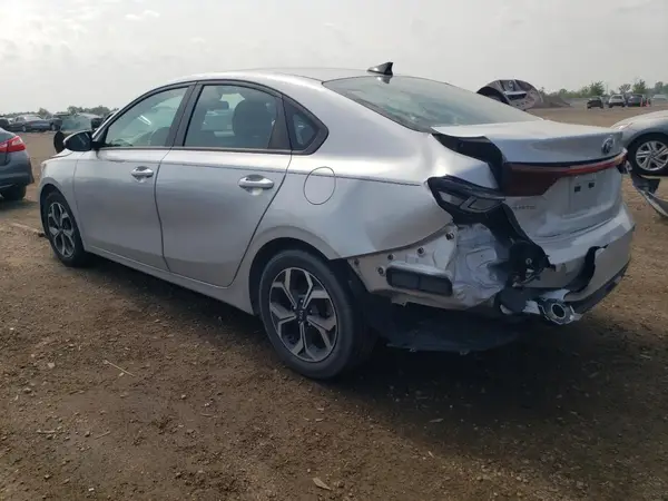 3KPF24AD9LE251494 2020 KIA FORTE - Image 2