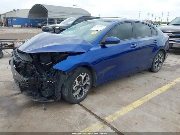 3KPF24AD9LE259093 2020 KIA FORTE - Image 2