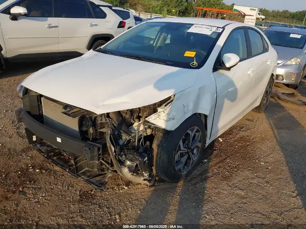 3KPF24AD9LE260812 2020 KIA FORTE - Image 2