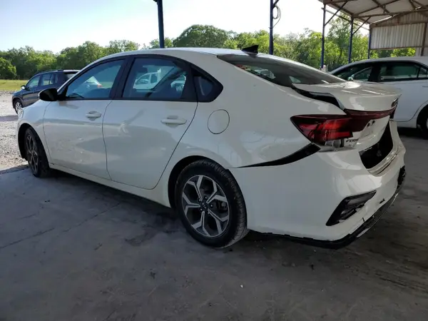 3KPF24AD9LE261149 2020 KIA FORTE - Image 2