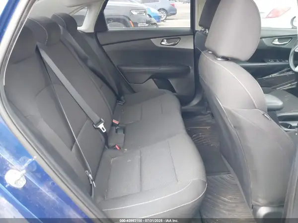3KPF24AD9ME262559 2021 KIA FORTE - Image 8