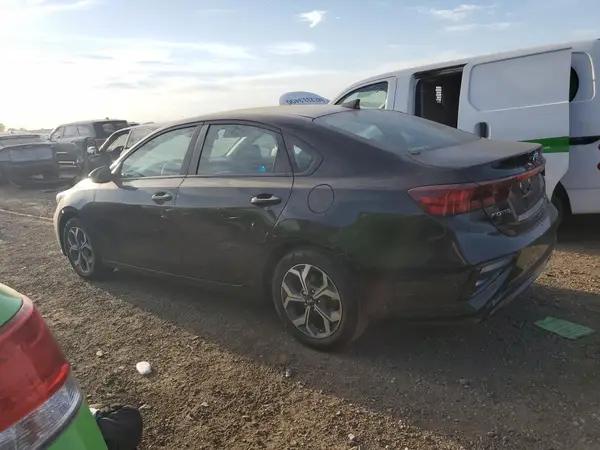3KPF24AD9ME262822 2021 KIA FORTE - Image 2