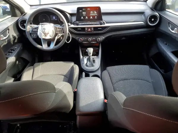 3KPF24AD9ME262884 2021 KIA FORTE - Image 8