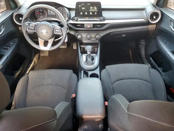 3KPF24AD9ME264280 2021 KIA FORTE - Image 8