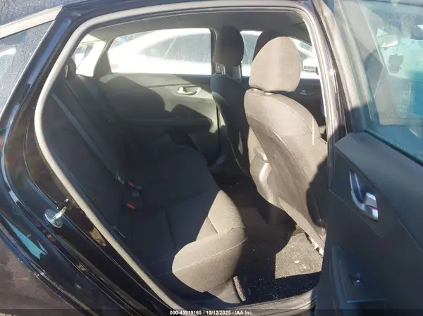 3KPF24AD9ME269219 2021 KIA FORTE - Image 8