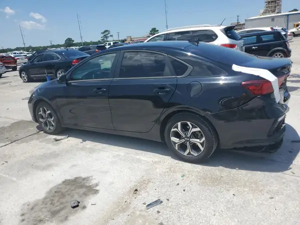 3KPF24AD9ME269527 2021 KIA FORTE - Image 2